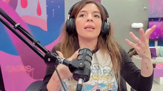 Dalma Maradona participa como panelista del programa de streaming Ángel Responde. Dalma Maradona participa como panelista del programa de streaming Ángel Responde.