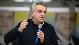 Agustín Rossi tras el buen resultado de Javier Milei: Es un peligro para la democracia argentina Agustín Rossi tras el buen resultado de Javier Milei: Es un peligro para la democracia argentina