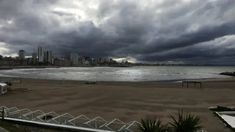 Las temperaturas en las playas de la Provincia de Buenos Aires no superan los 21º. Las temperaturas en las playas de la Provincia de Buenos Aires no superan los 21º.