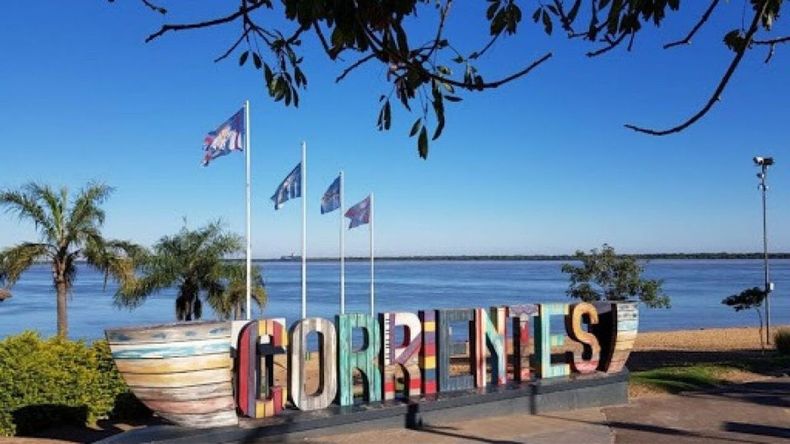 Desde el chamamé hasta el ecoturismo, la ciudad de Corrientes combina tradición y naturaleza en cada rincón.