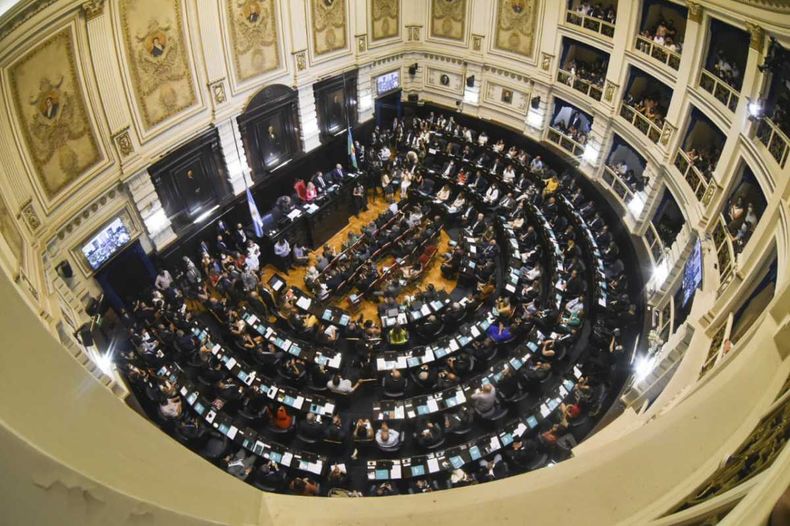 El proyecto reunió la firma de doce senadores.
