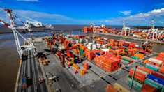 Actualmente de los 14 países de Sudamérica, entre 6 y 8 países, tienen como principal socio comercial a China. Actualmente de los 14 países de Sudamérica, entre 6 y 8 países, tienen como principal socio comercial a China.