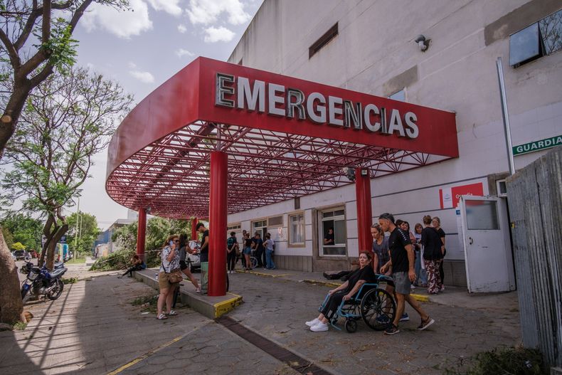 El Hospital Municipal de Bahía Blanca atiende a los heridos tras el temporal.
