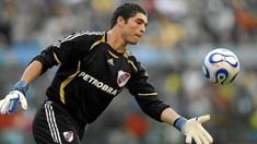 Carrizo era el arquero de River cuando el club descendió a la Primera B. Carrizo era el arquero de River cuando el club descendió a la Primera B.