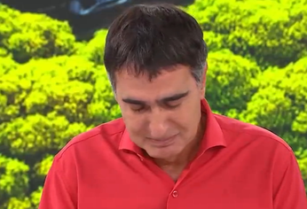El llanto de Antonio Laje en su descargo ante las acusaciones.