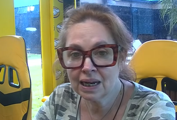 Andrea del Boca recordó a los caídos de Malvinas en la casa de Gran Hermano. Andrea del Boca recordó a los caídos de Malvinas en la casa de Gran Hermano.