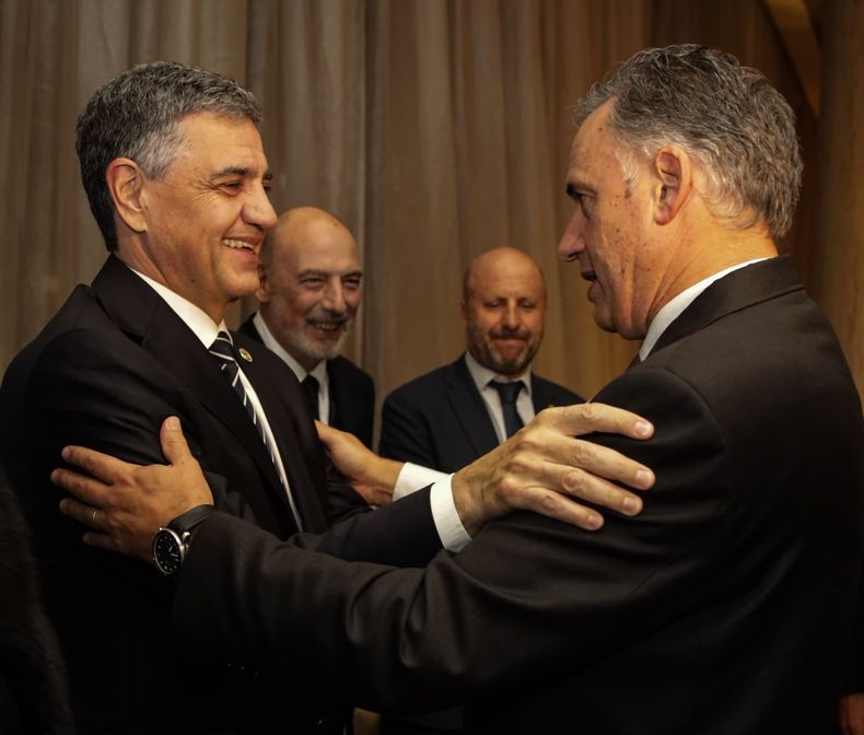 Jorge Macri y Yamandú Orsi
