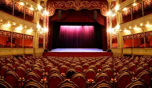 Escándalo en el teatro: un actor famoso abandonó su obra teatral a tres funciones del final