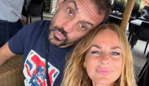 El periodista bromeó con sus seguidores sobre su pareja.