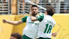 El argentino José López metió uno de los tantos del Verdao. El argentino José López metió uno de los tantos del Verdao.