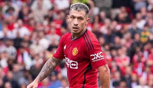 Lisandro Martínez se lesionó durante el entrenamiento de Manchester United. Lisandro Martínez se lesionó durante el entrenamiento de Manchester United.