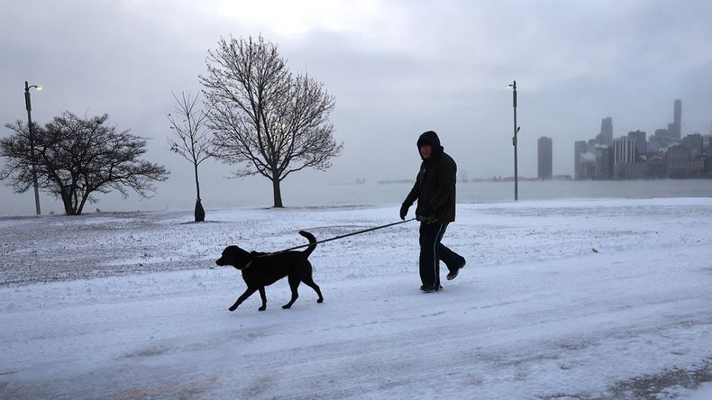 Clima frío en EEUU cobra más de 20 vidas en 8 estados