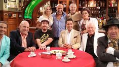 Polémica en el bar vuelve a la televisión tras casi 2 años desde su última temporada. Polémica en el bar vuelve a la televisión tras casi 2 años desde su última temporada.