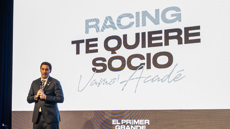Milito dio un discurso.