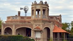 Este pueblo conserva construcciones antiguas y apenas modificadas. Este pueblo conserva construcciones antiguas y apenas modificadas.