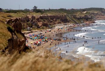 Así es la ciudad costera que quería competirle a Mar del Plata pero se convirtió en un paraíso de tranquilidad. Así es la ciudad costera que quería competirle a Mar del Plata pero se convirtió en un paraíso de tranquilidad.