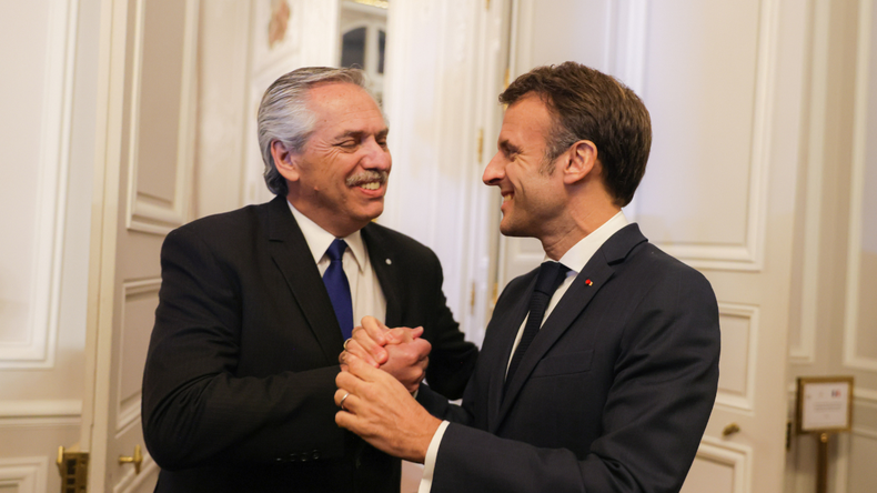 Alberto Fernández y Emmanuel Macron.