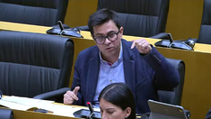 Gerardo Pisarello lanzó fuertes dardos contra el gobierno de Javier Milei en la Comisión de Asuntos Exteriores del Congreso español.