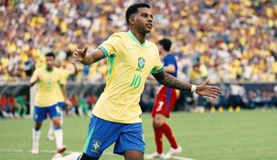 Rodrygo sufrió una grave lesión de rodilla y quedó fuera del Mundial. Rodrygo sufrió una grave lesión de rodilla y quedó fuera del Mundial.
