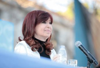 Cristina Kirchner y una carta muy dura contra la gestión de Mauricio Macri.