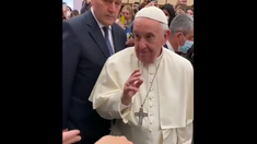 Inesperada reacción del papa Francisco ante dos futuros esposos Inesperada reacción del papa Francisco ante dos futuros esposos