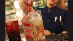 El bar barato de Buenos Aires para tomar un vermú fresco en el verano. El bar barato de Buenos Aires para tomar un vermú fresco en el verano.