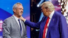 Robert Francis Kennedy Jr. es un abogado, político y activista antivacunas de 70 años. Robert Francis Kennedy Jr. es un abogado, político y activista antivacunas de 70 años.