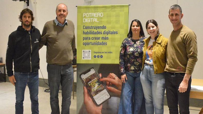 La iniciativa fue posible gracias a la donación de más de mil becas.