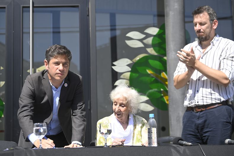 El viernes, Axel Kicillof inauguró las obras de puesta en valor del Espacio para la Memoria y la Promoción de los Derechos Humanos - Ex centro clandestino de detención, tortura y exterminio 'Comisaría 5ta' de La Plata.