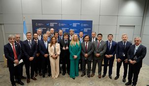 Javier Milei se reunió en París con 13 gobernadores que participan de Argentina Week