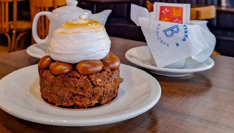 Conocido por sus cafés y sus tortas
