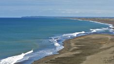 Ubicado en la costa rionegrina del Golfo San Matías, Bahía Creek emerge como un balneario único. Ubicado en la costa rionegrina del Golfo San Matías, Bahía Creek emerge como un balneario único.