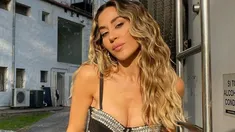 Sorprendió con la combinación de los dos colores más usados en la última temporada. Sorprendió con la combinación de los dos colores más usados en la última temporada.