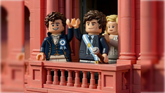 Javier Milei junto a su hermana Karina y Manuel Belgrano, en estética Lego por el 25 de Mayo. Javier Milei junto a su hermana Karina y Manuel Belgrano, en estética Lego por el 25 de Mayo.