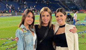 Las esposas y novias de los futbolistas que se hicieron presentes. Las esposas y novias de los futbolistas que se hicieron presentes.