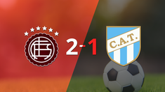atletico tucuman cayo 2-1 en su visita a lanus