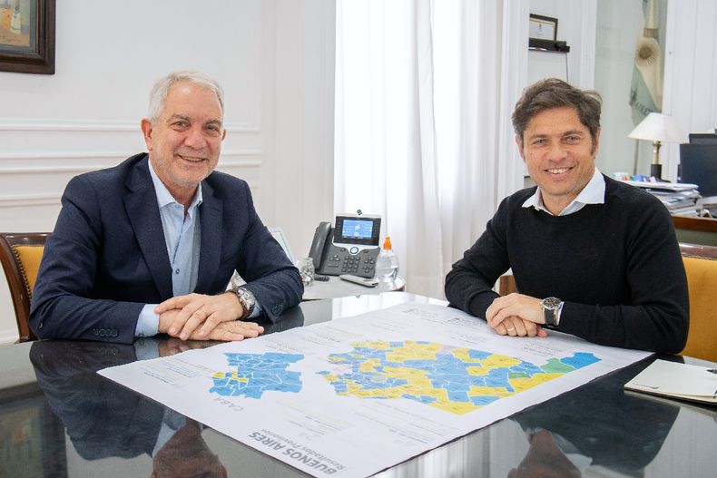 Kicillof felicitó a Julio Alak como intendente electo de La Plata