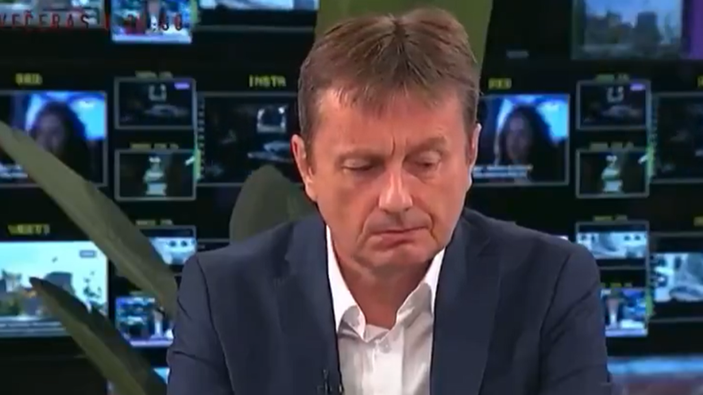 Glišic sufrió el inconveniente en un canal de televisión.