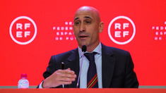 La Justicia española le impuso una orden de restricción a Rubiales. La Justicia española le impuso una orden de restricción a Rubiales.