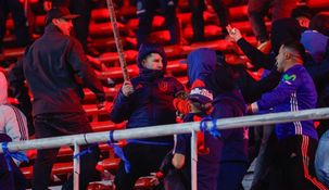 Batalla campal en Avellaneda: dieron de alta a todos los hinchas chilenos que resultaron heridos. Batalla campal en Avellaneda: dieron de alta a todos los hinchas chilenos que resultaron heridos.