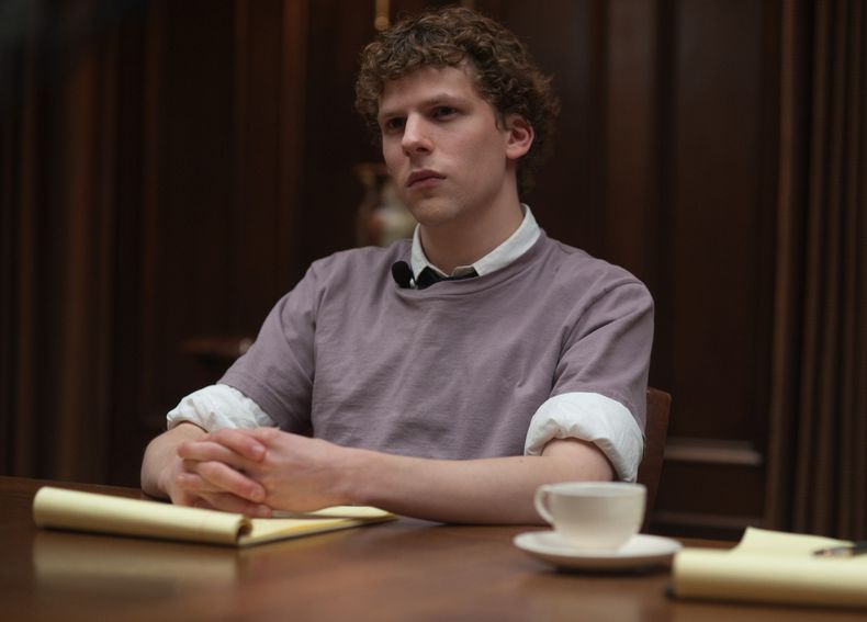 Además de rechazar el papel, Eisenberg se mostró crítico sobre las redes sociales y la figura de Zuckerberg.