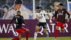 En Chile, River le ganó a Colo Colo por 1-0. En Chile, River le ganó a Colo Colo por 1-0.