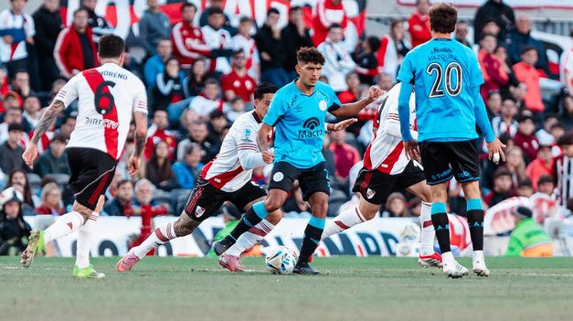 El choque entre River y Belgrano será a las 15:30 en el Mario Alberto Kempes