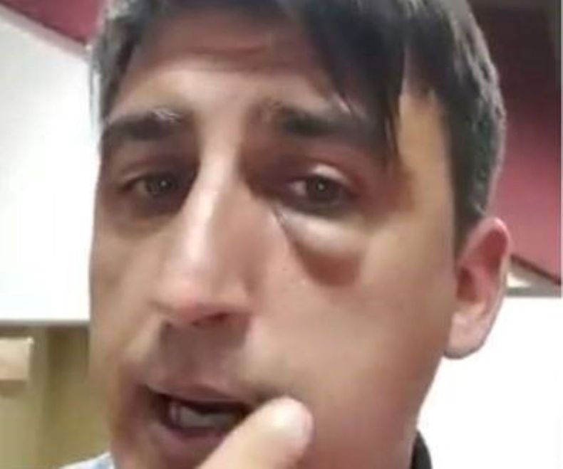 El entrenador argentino Andrés Maringueli fue expulsado luego de la agresión.