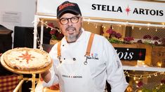 Donato De Santis en su pizzería. Donato De Santis en su pizzería.