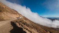 Para los amantes de las aventuras y el trekking, este sitio te invita a descubrir un paisaje único entre las nubes Para los amantes de las aventuras y el trekking, este sitio te invita a descubrir un paisaje único entre las nubes