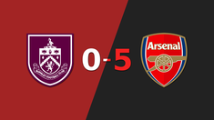bukayo saka anoto un doblete en la goleada 5-0 de arsenal a burnley