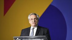 El Presidente en el cierre de la 26° conferencia de la UIA. El Presidente en el cierre de la 26° conferencia de la UIA.