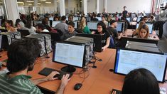 PASO 2023: comienza el escrutinio definitivo en CABA y en la provincia de Buenos Aires. PASO 2023: comienza el escrutinio definitivo en CABA y en la provincia de Buenos Aires.