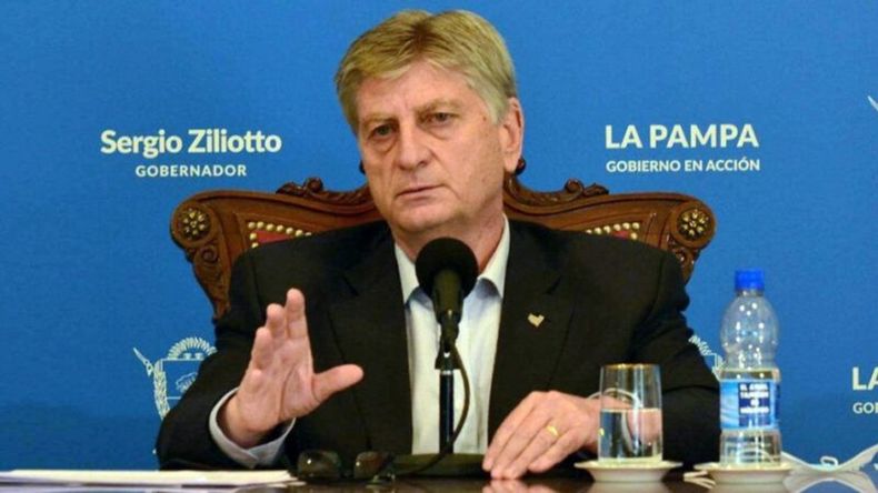 El gobernador de La Pampa rechazó el paquete fiscal del Gobierno: Es tan nocivo como la Ley Bases